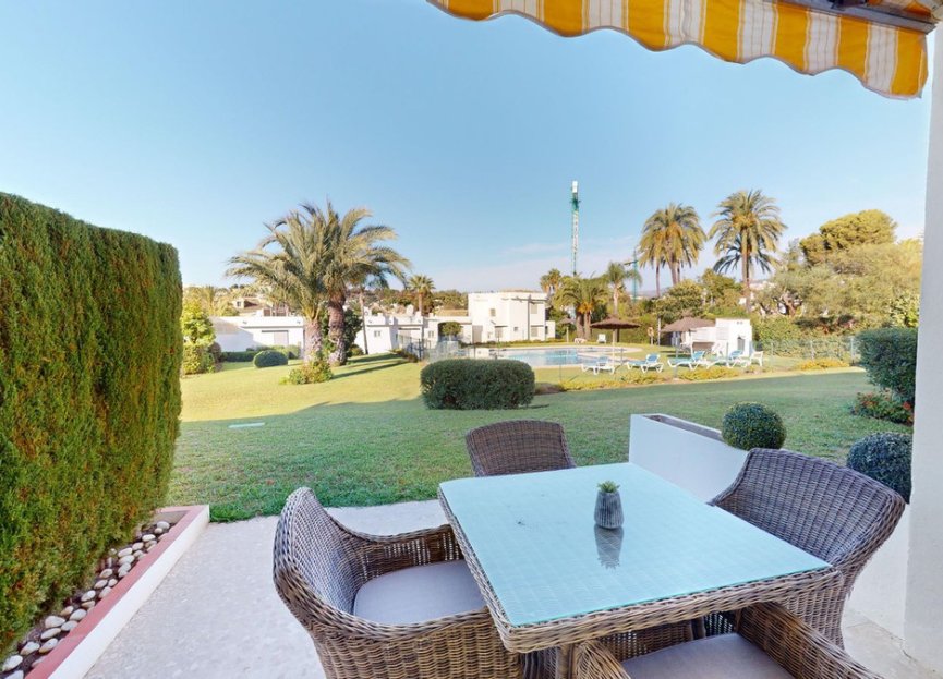 Resale - Apartment - Ground Floor Apartment - Marbella - Aloha