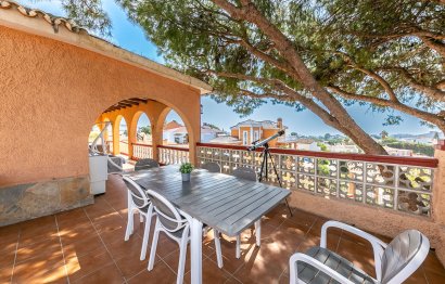 Resale - House - Detached Villa - Benalmádena - Benalmadena Centro