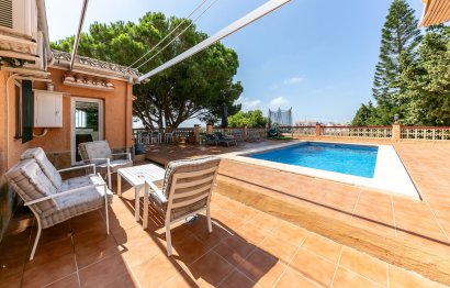 Resale - House - Detached Villa - Benalmádena - Benalmadena Centro