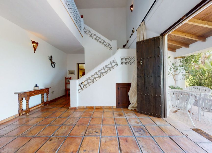 Resale - House - Finca - Cortijo - Mijas - Mijas Centro