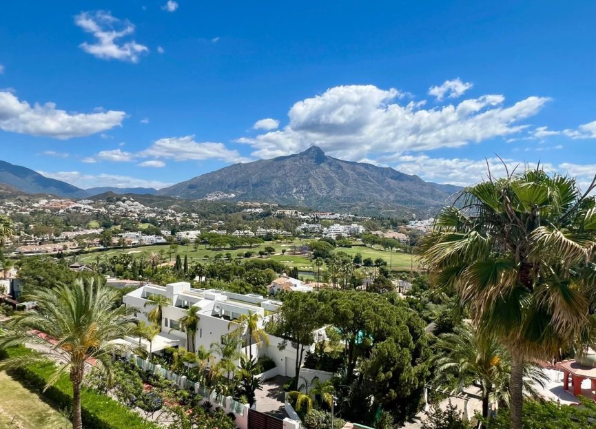 Resale - Apartment - Penthouse Duplex - Marbella - Nueva Andalucia