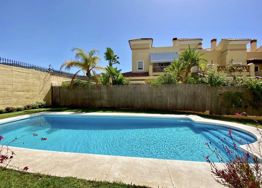 Resale - House - Townhouse - Marbella