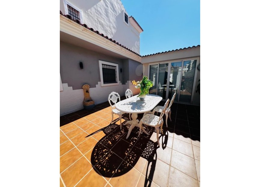 Resale - House - Townhouse - Marbella