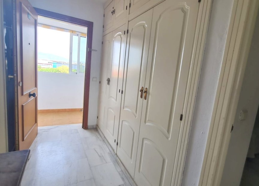 Resale - Apartment - Middle Floor Apartment - Fuengirola - Fuengirola Centro