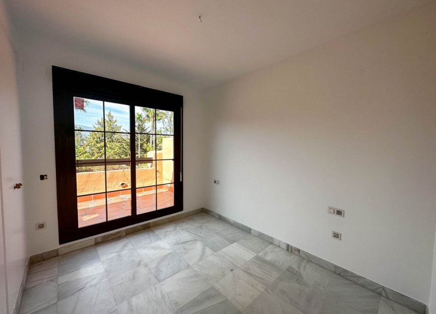 Resale - Apartment - Penthouse Duplex - Estepona - New Golden Mile