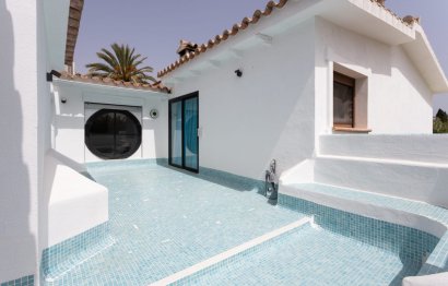 Resale - House - Detached Villa - Marbella - Guadalmina Baja