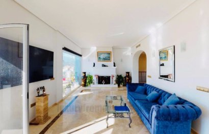 Resale - House - Detached Villa - Marbella - Marbella Centro