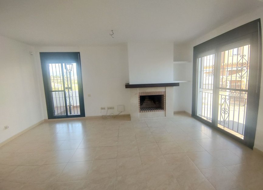 Resale - House - Semi-Detached House - Estepona - Cancelada