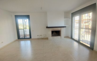 Resale - House - Semi-Detached House - Estepona - Cancelada