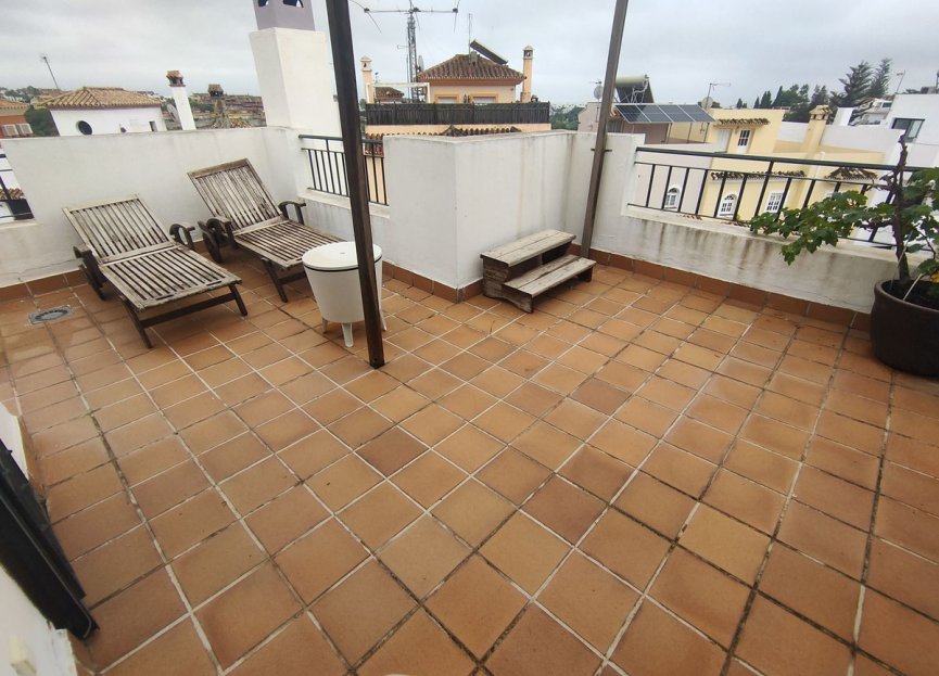 Resale - House - Semi-Detached House - Estepona - Cancelada