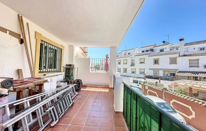 Resale - House - Semi-Detached House - Estepona