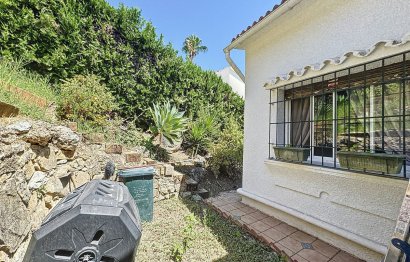 Resale - House - Detached Villa - Marbella - Nueva Andalucia