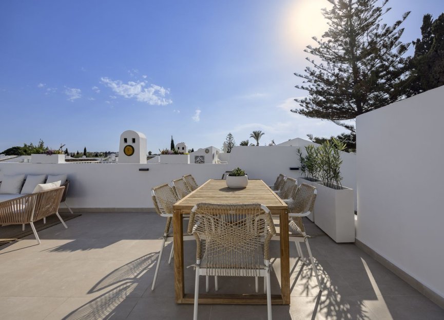 Resale - Apartment - Penthouse - Marbella - Nueva Andalucia