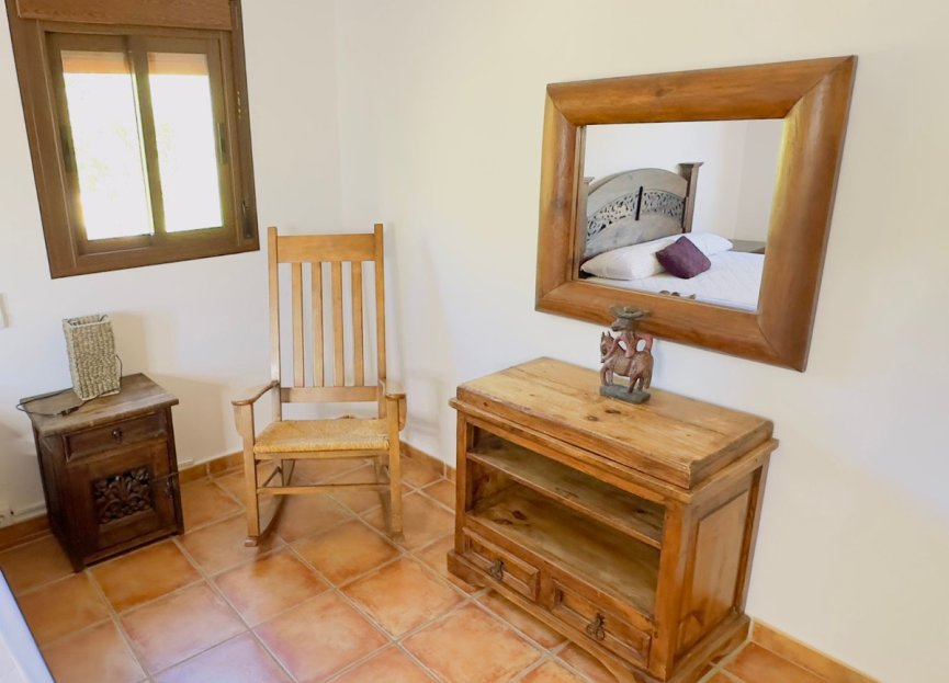 Resale - House - Detached Villa - Estepona - Estepona Centro