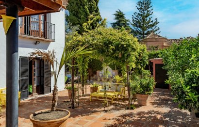 Resale - House - Detached Villa - Marbella - Marbella Centro