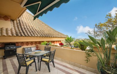 Resale - Apartment - Penthouse - Marbella - Nueva Andalucia