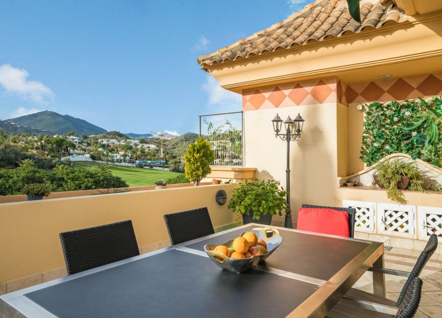 Resale - Apartment - Penthouse - Marbella - Nueva Andalucia