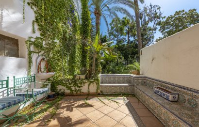 Resale - Apartment - Ground Floor Apartment - Marbella - The Golden Mile