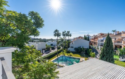 Resale - House - Townhouse - Estepona - New Golden Mile