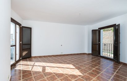 Resale - House - Townhouse - Estepona - New Golden Mile