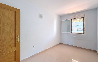 Resale - Apartment - Top Floor Apartment - Estepona