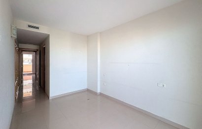 Resale - Apartment - Top Floor Apartment - Estepona