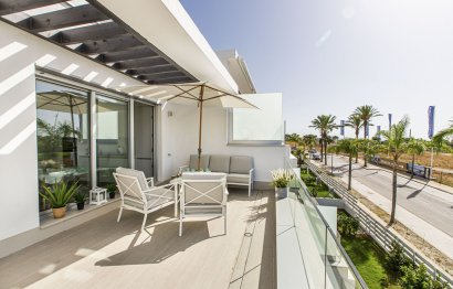 Resale - Apartment - Penthouse Duplex - Estepona - Cancelada