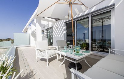 Resale - Apartment - Penthouse Duplex - Estepona - Cancelada