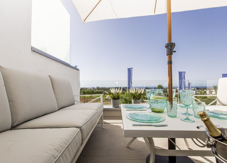 Resale - Apartment - Penthouse Duplex - Estepona - Cancelada