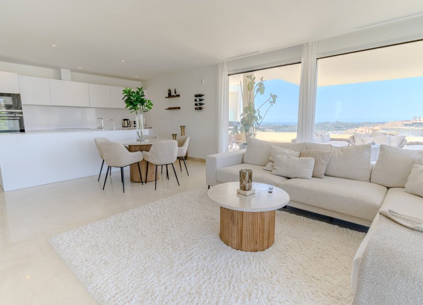 Resale - Apartment - Middle Floor Apartment - Marbella - Nueva Andalucia