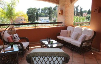 Resale - Apartment - Middle Floor Apartment - Marbella - Bahía de Marbella