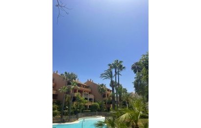 Resale - Apartment - Middle Floor Apartment - Marbella - Bahía de Marbella