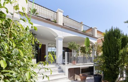 Resale - House - Semi-Detached House - Marbella - The Golden Mile