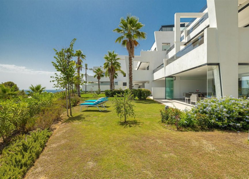 Resale - Apartment - Ground Floor Apartment - Estepona - Estepona Centro