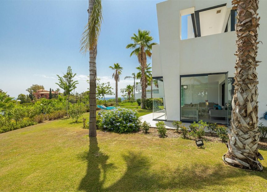 Resale - Apartment - Ground Floor Apartment - Estepona - Estepona Centro