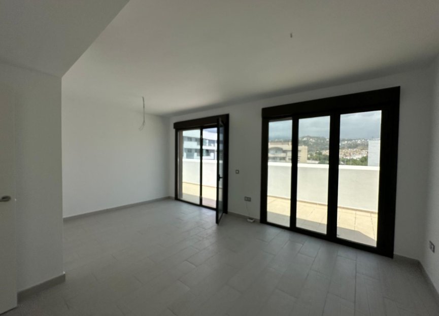 Resale - Apartment - Penthouse - Estepona - Estepona Centro