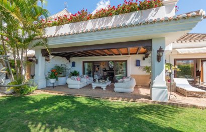 Resale - House - Detached Villa - Marbella - Bahía de Marbella