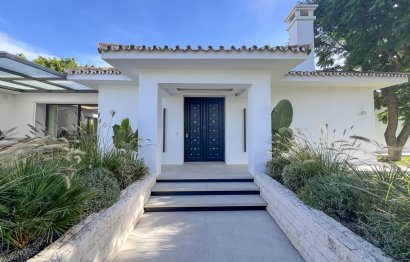 Resale - House - Detached Villa - Marbella - Guadalmina Alta