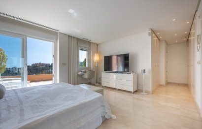 Resale - Apartment - Penthouse - Marbella - Nueva Andalucia