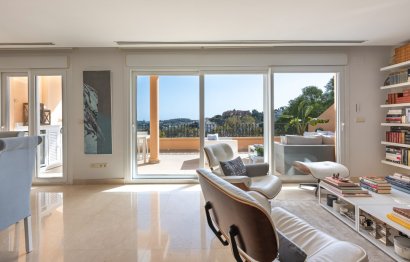 Resale - Apartment - Penthouse - Marbella - Nueva Andalucia