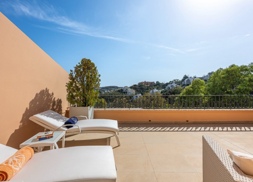 Resale - Apartment - Penthouse - Marbella - Nueva Andalucia