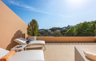 Resale - Apartment - Penthouse - Marbella - Nueva Andalucia