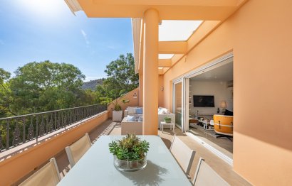 Resale - Apartment - Penthouse - Marbella - Nueva Andalucia