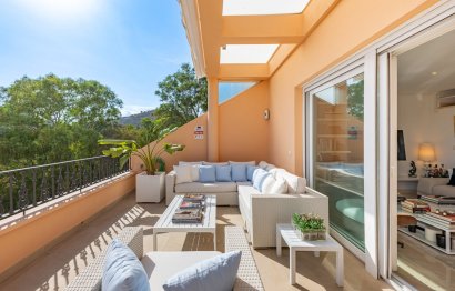 Resale - Apartment - Penthouse - Marbella - Nueva Andalucia