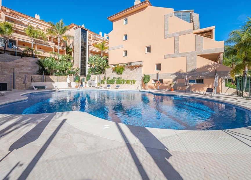 Resale - Apartment - Penthouse - Marbella - Nueva Andalucia