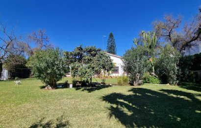 Resale - House - Detached Villa - Marbella - Puerto Banús