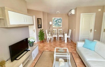 Resale - Apartment - Middle Floor Apartment - Marbella - Puerto Banús