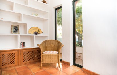 Resale - House - Detached Villa - Estepona - Bel Air