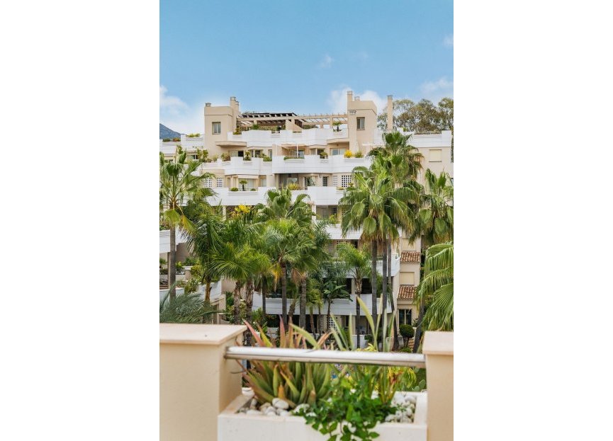 Resale - Apartment - Penthouse - Marbella - Nueva Andalucia