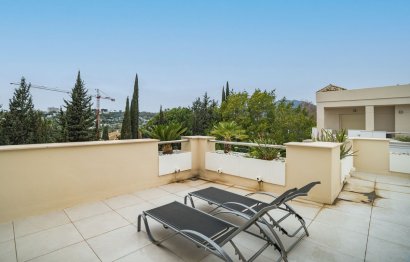 Resale - Apartment - Penthouse - Marbella - Nueva Andalucia